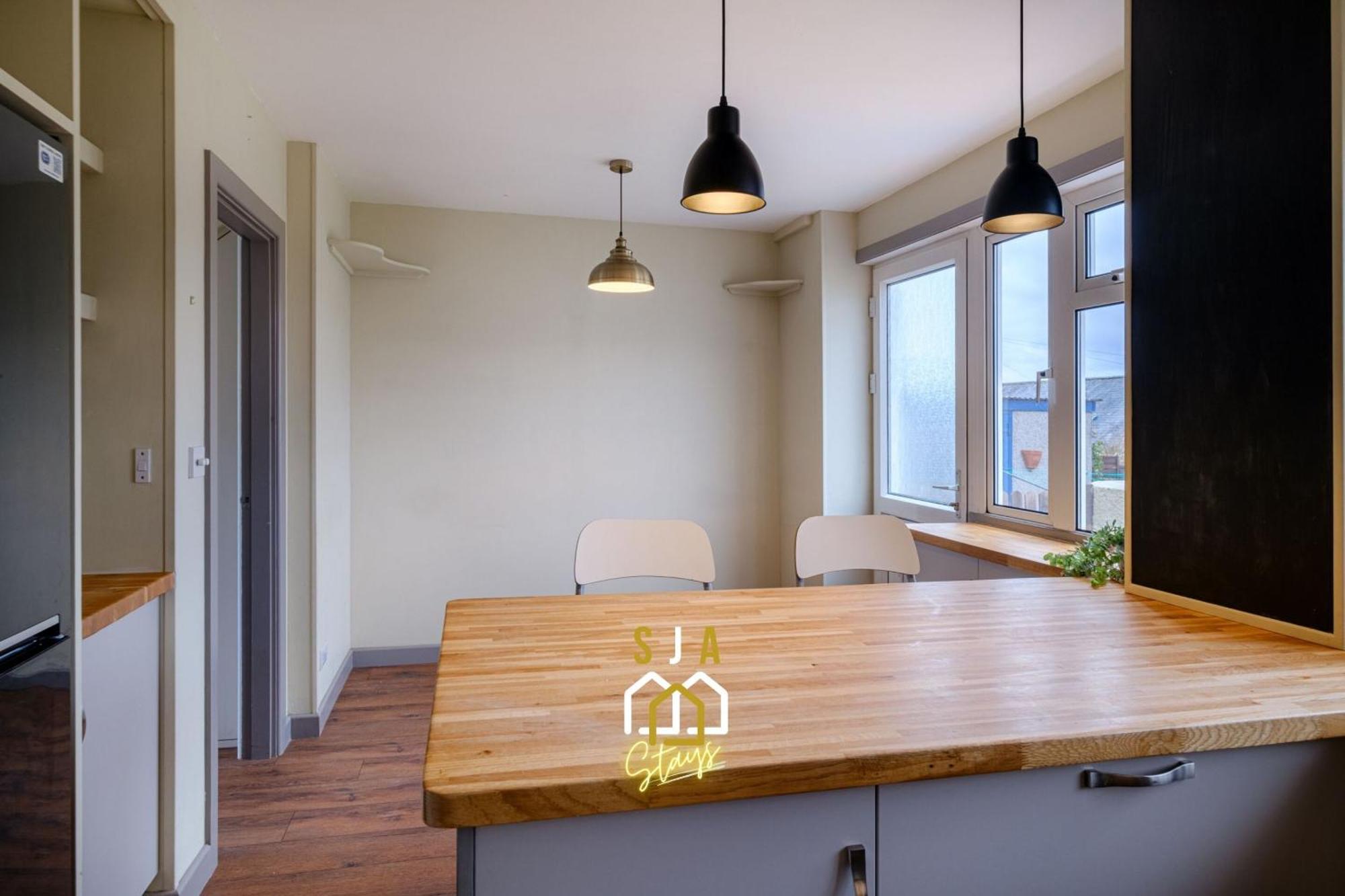 Banchory House - Sja Stays - 2 Bed House Стая снимка
