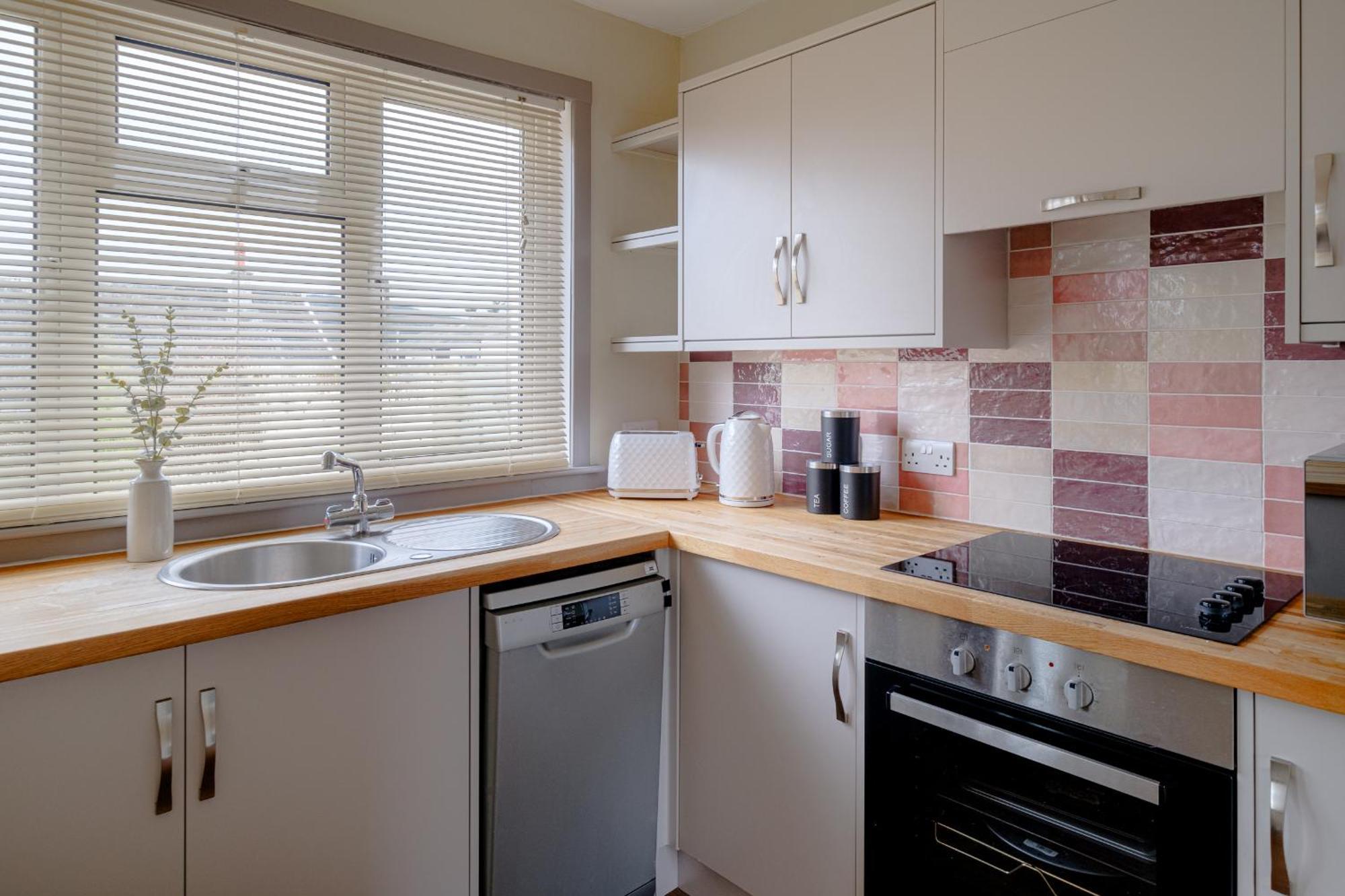 Banchory House - Sja Stays - 2 Bed House Екстериор снимка